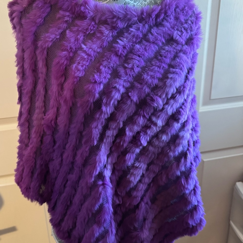 Wilsons Leather Vibrant Purple Faux Fur Cape